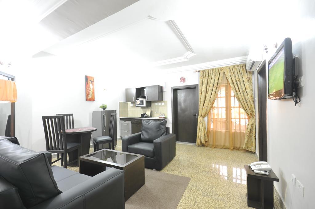 Sheer Luxury Apartments And Suites Abuja Habitación foto