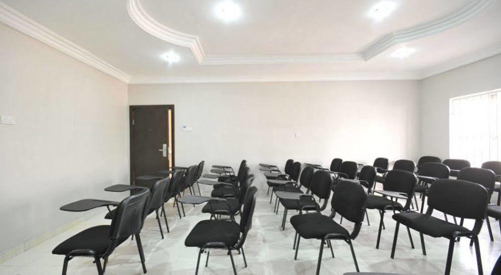 Sheer Luxury Apartments And Suites Abuja Exterior foto